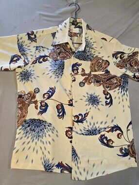 Vintage 70s Tori Richard Honolulu Hawaiian Shirt Mens Medium Cream Blue Brown